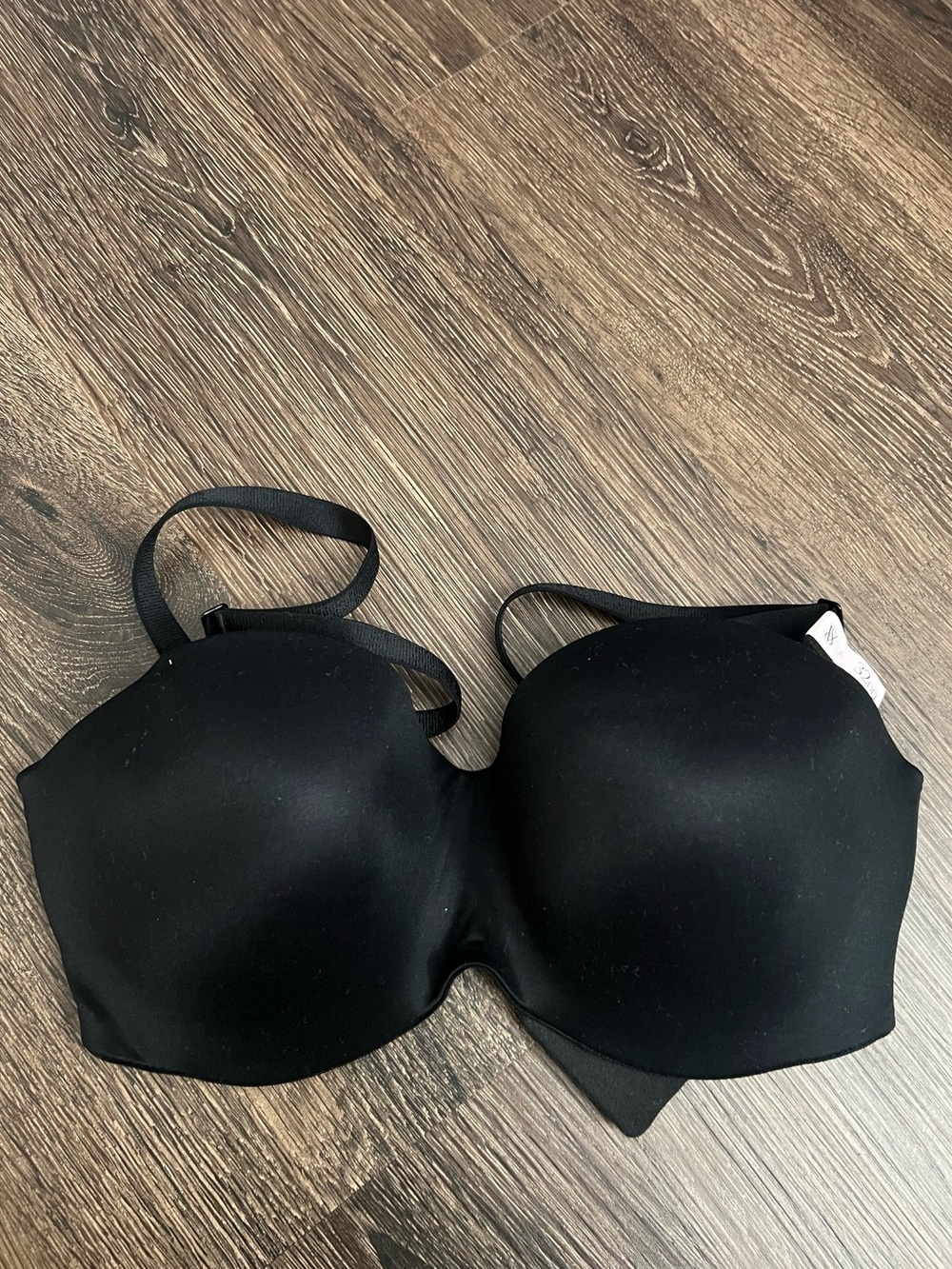 NWT Black Victoria’s Secret Body by Victoria Lightly Lined Strapless size 32DD